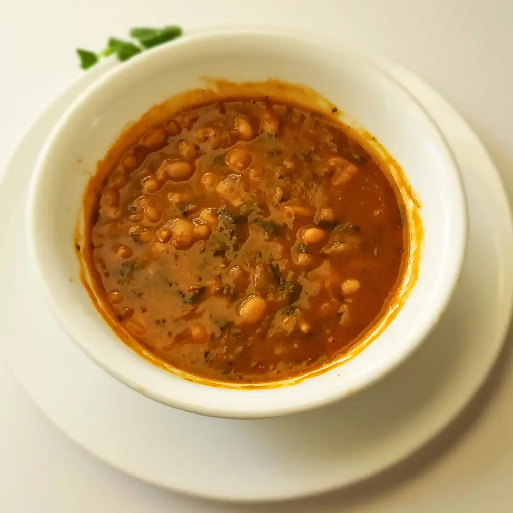 Mediterranean White Bean Stew with Fresh Mint and Thyme